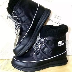 Anthropologie Sorel Explorer Carnival Ankle Boot Black Faux Fur Collar Tounge